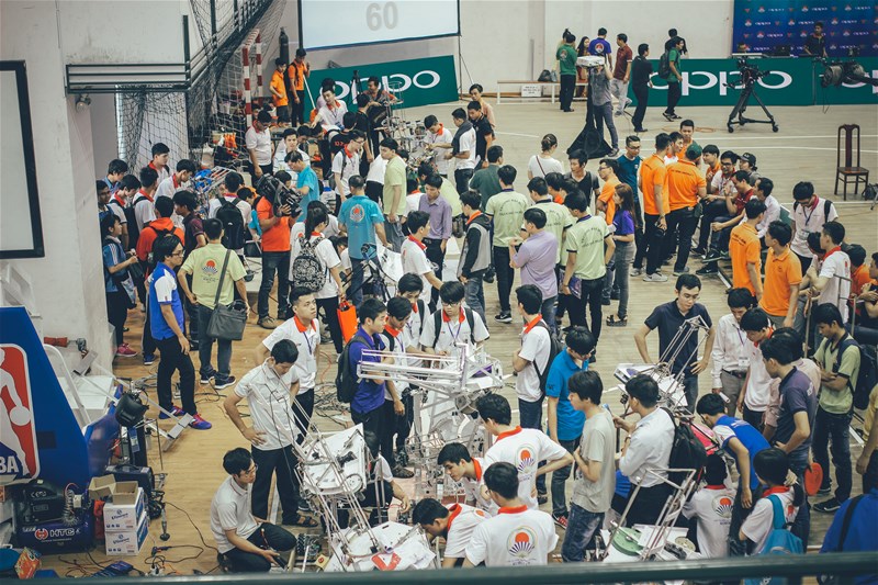 Chính thức khởi tranh vòng loại Robocon 2017 miền Nam